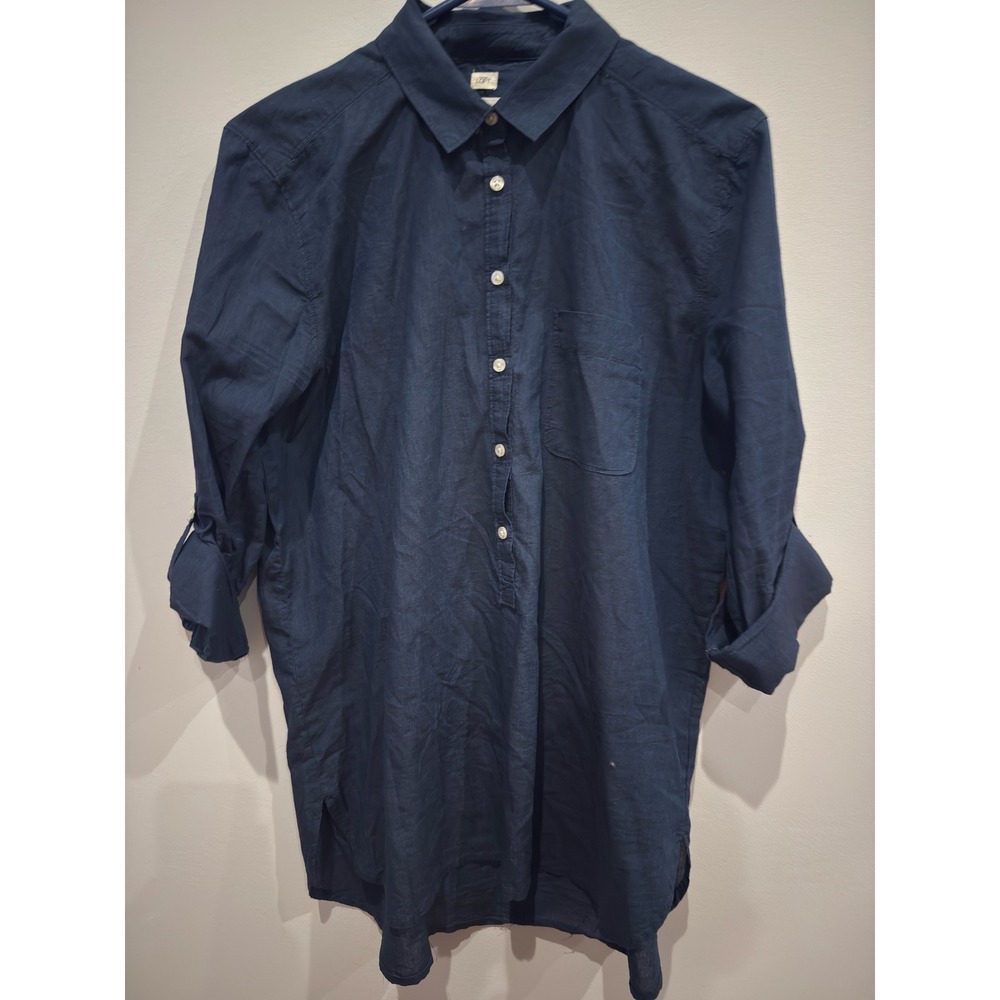 Ann Taylor LOFT The Softened Shirt Navy Blue Roll Tab Sleeve Button Down Size M